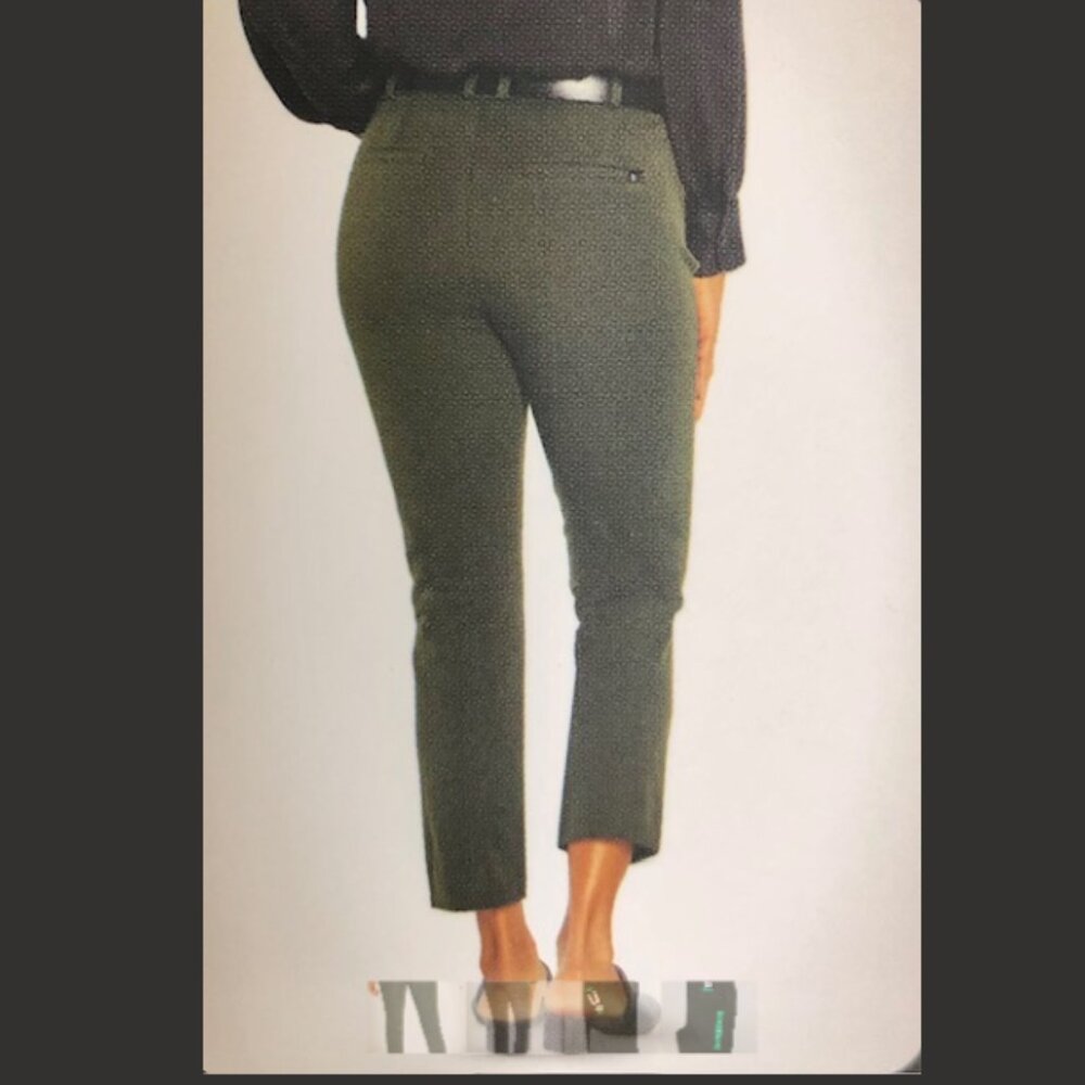 Banana Republic Ladie's Slim-Straight Cropped Pants, Olive Night,  size 12 - Picture 2 of 4